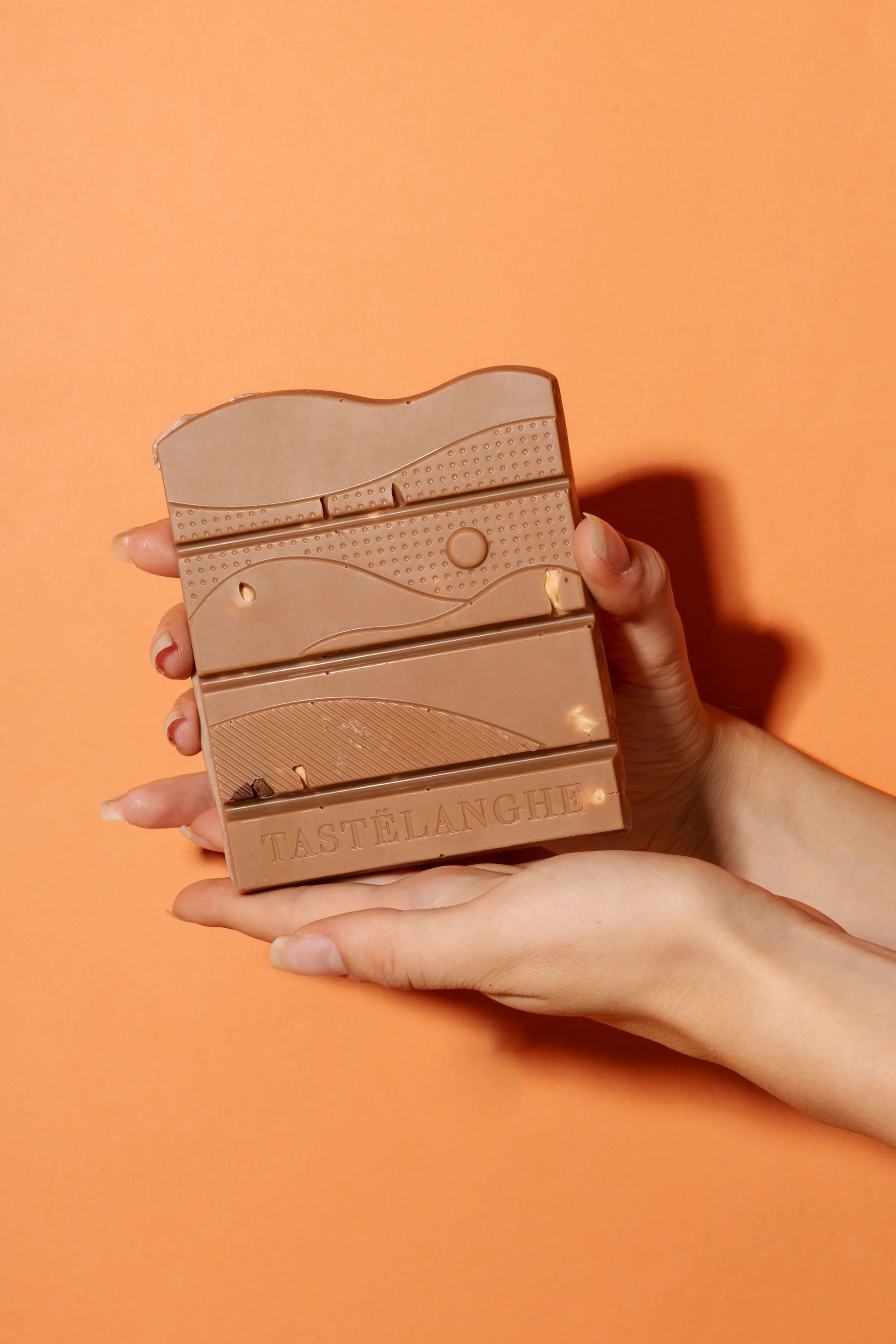 Tafel Schokolade Haselnuss 30% Caramello 110 g